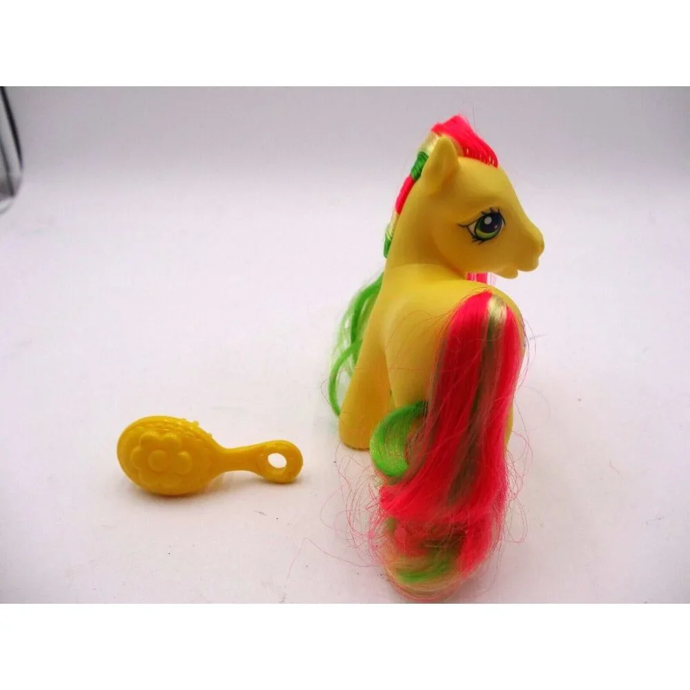 My Little Pony G3 Butterfly‎ Island Dazzle Bright Kiwi Tart with Brush